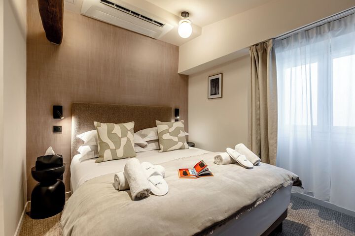 Room 45 of 82