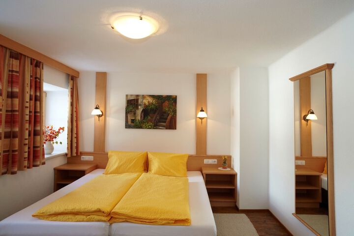 Room 13 of 54
