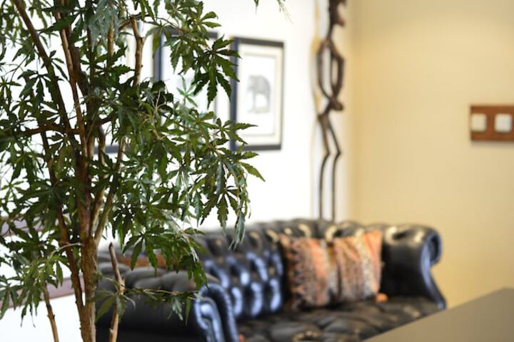 Lounge 177 of 276