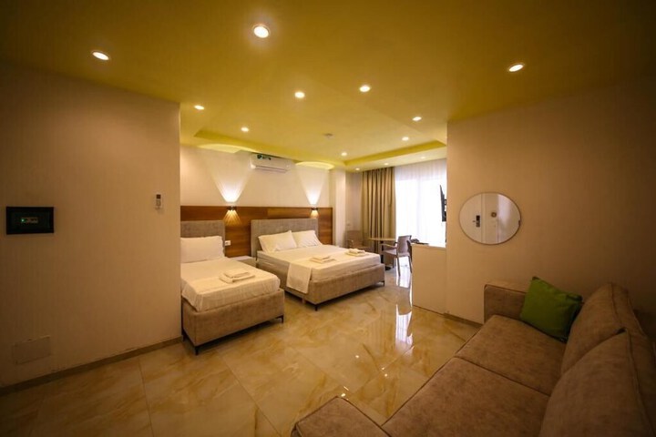 Room 15 of 70