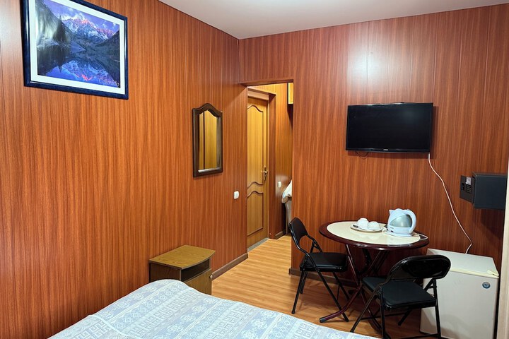 Room 3 of 36