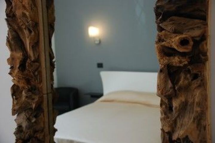 Room 17 of 20