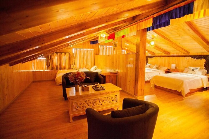 Room 12 of 24