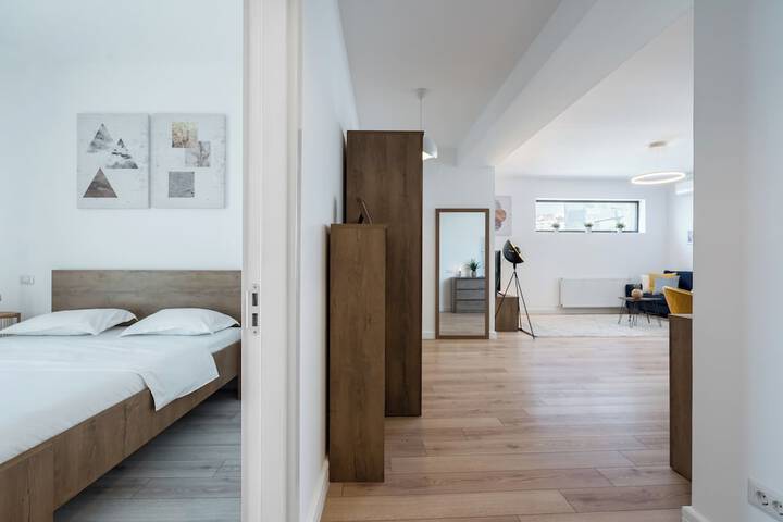 Room 43 of 355