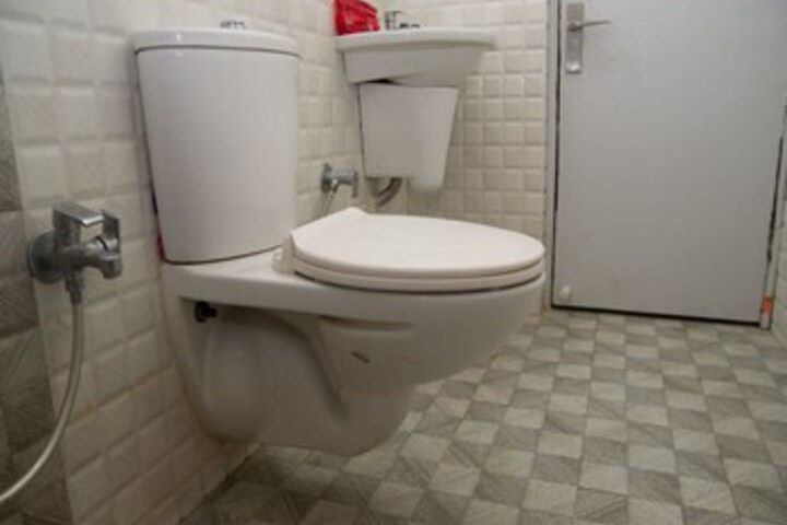 Room 4 of 22