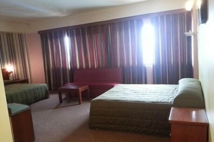 Room 44 of 75