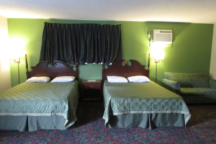 Deluxe 2 Double Beds (12 of 25)