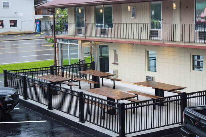 Hotel 16 of 16