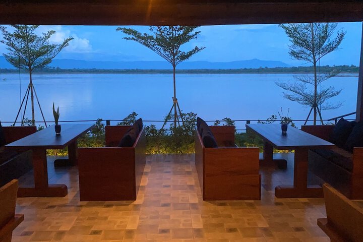 Dining 39 of 86