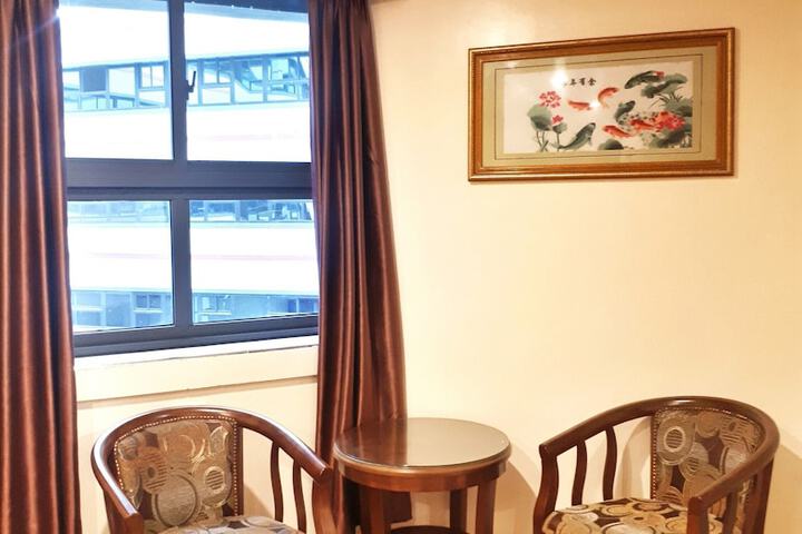 Room 38 of 63
