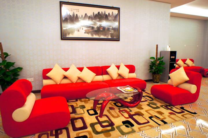 Hotel Interior 6 of 37