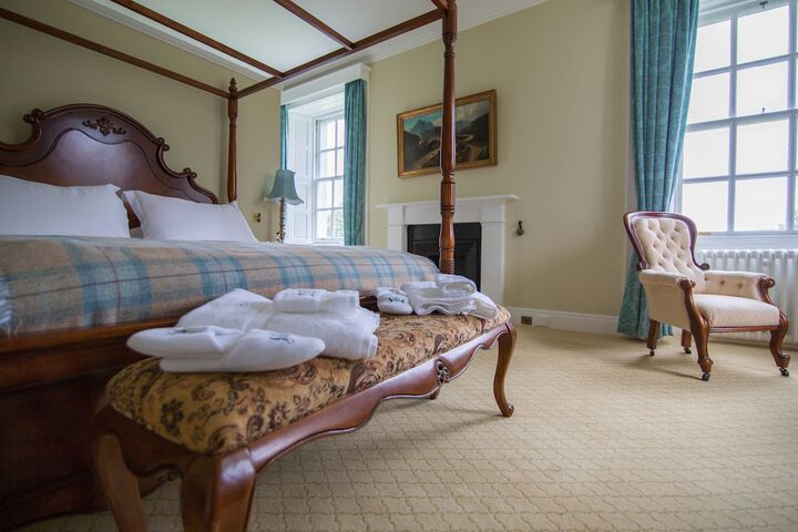 Room 3 of 21
