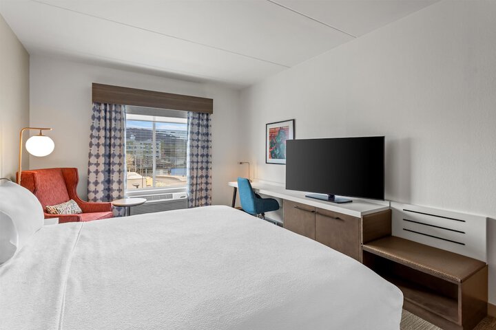 Room 18 of 79