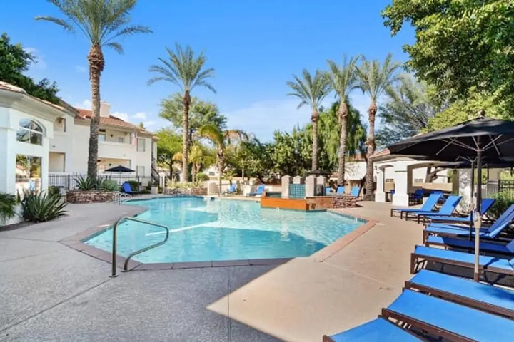 Photo of Spacious 2 Bdrm Th in Phoenix Perfect Getaway by Glow Explore