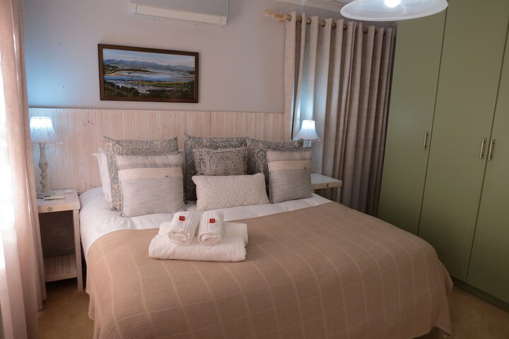 Room 8 of 49