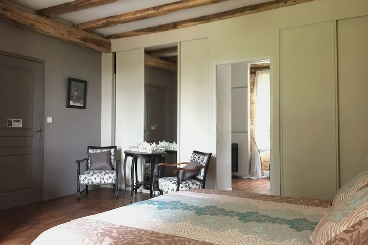 Room 5 of 25
