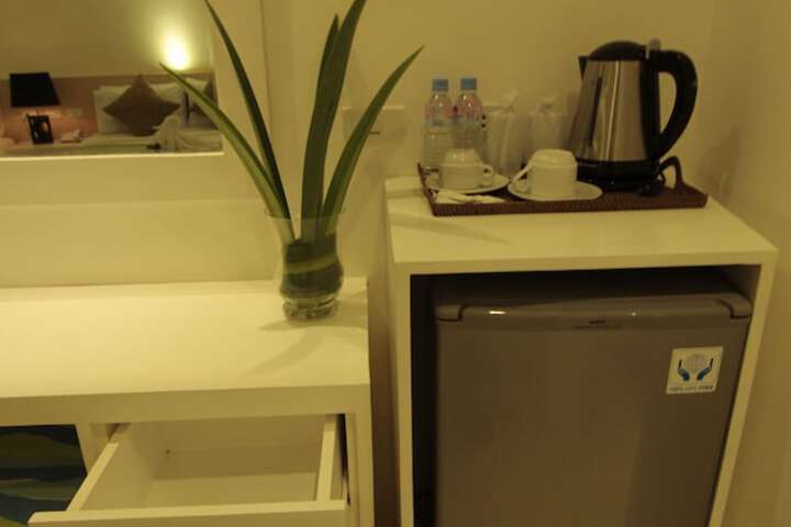 Room 7 of 32