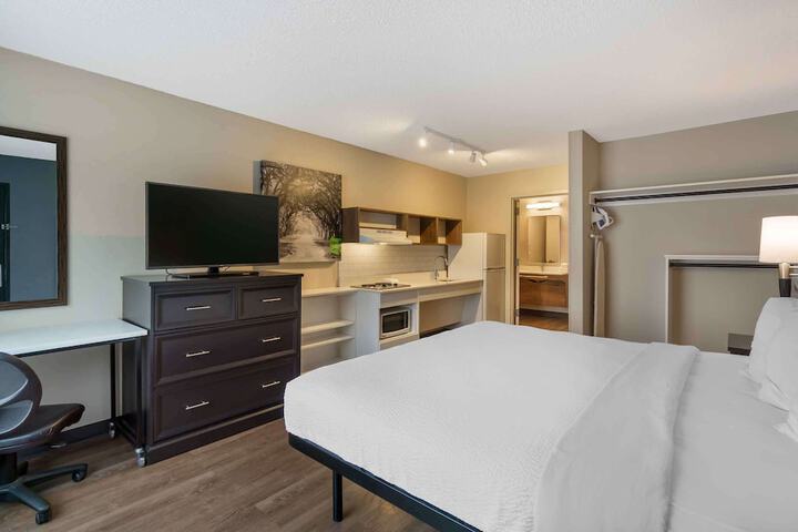 Room 21 of 30