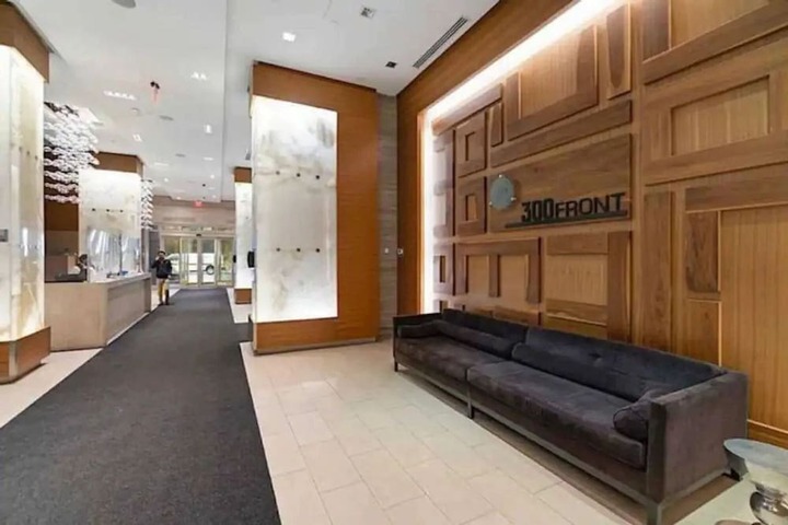 Business Center 112 of 132