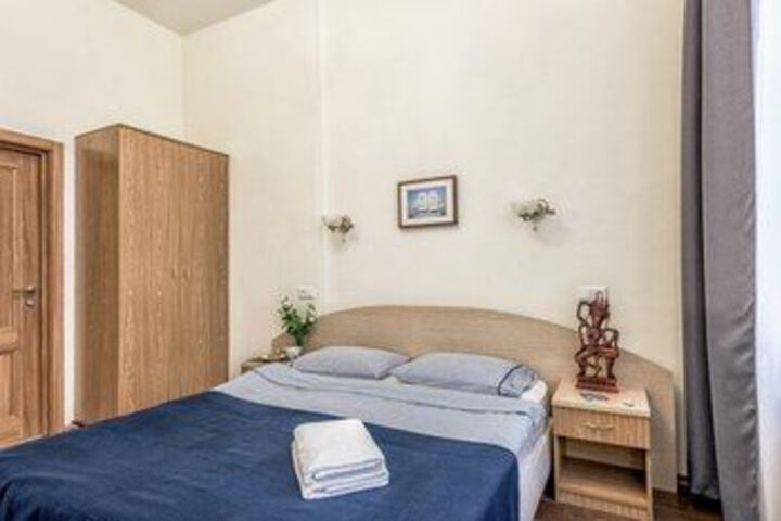 Room 18 of 45