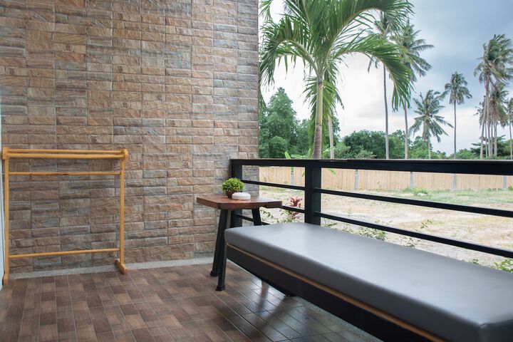 Terrace/Patio 93 of 108
