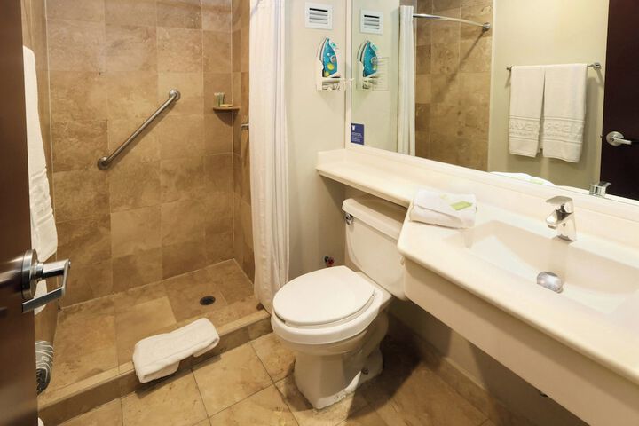 Clean Restrooms