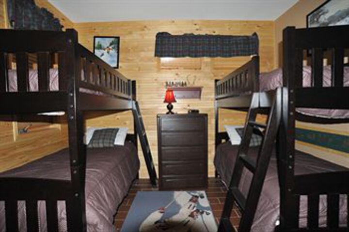 Room 40 of 106