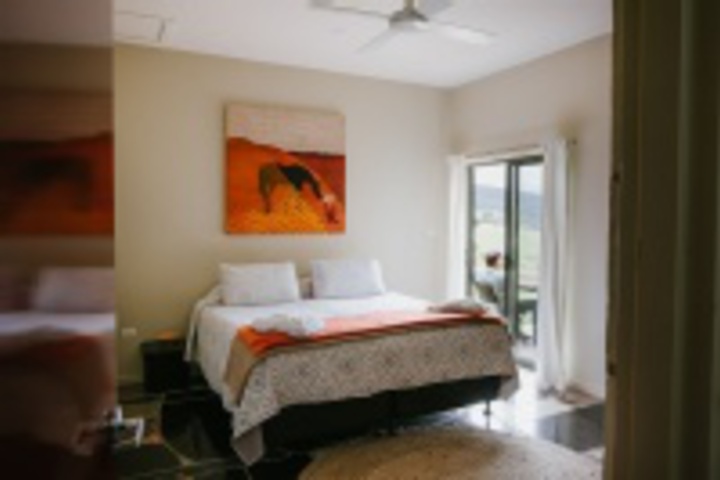 Room 221 of 252
