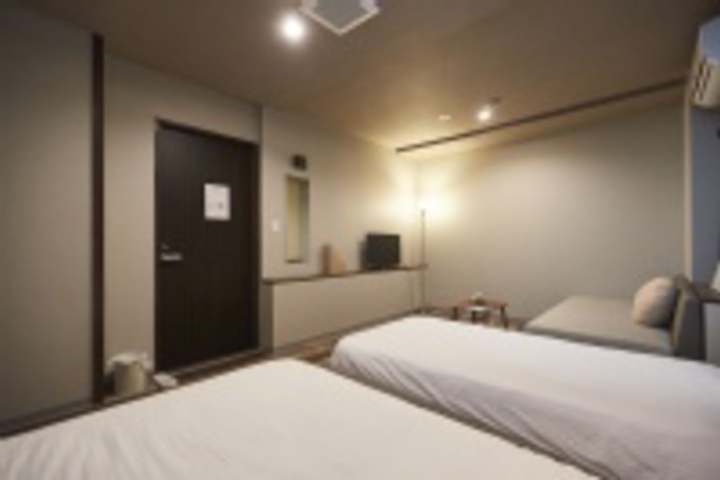 Room 101 of 288