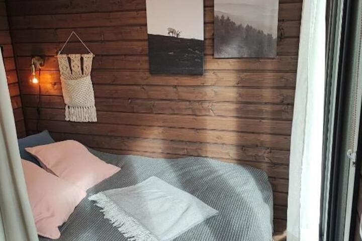 Room 11 of 132