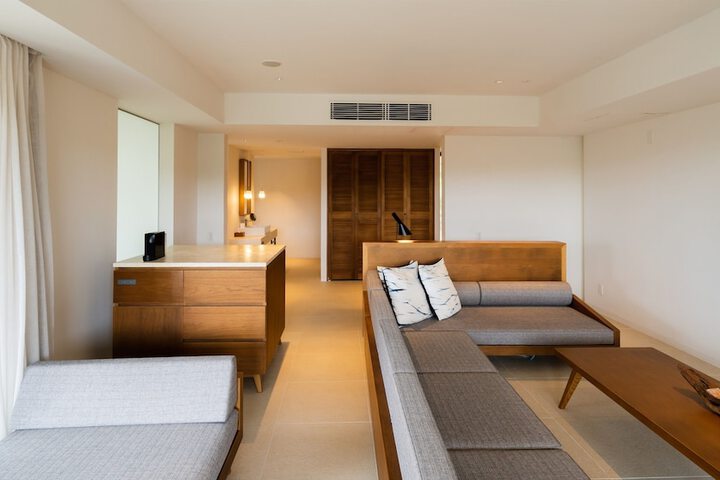 Room 62 of 152