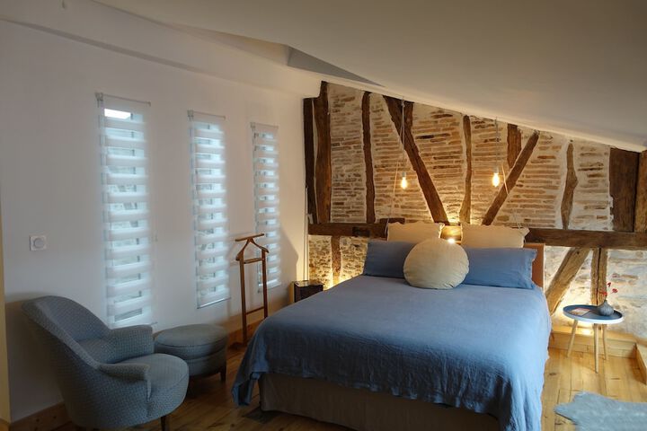 Room 14 of 36