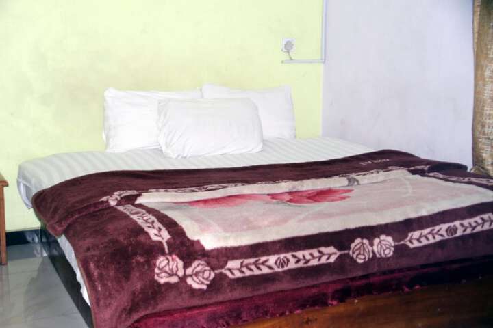 Room 19 of 42