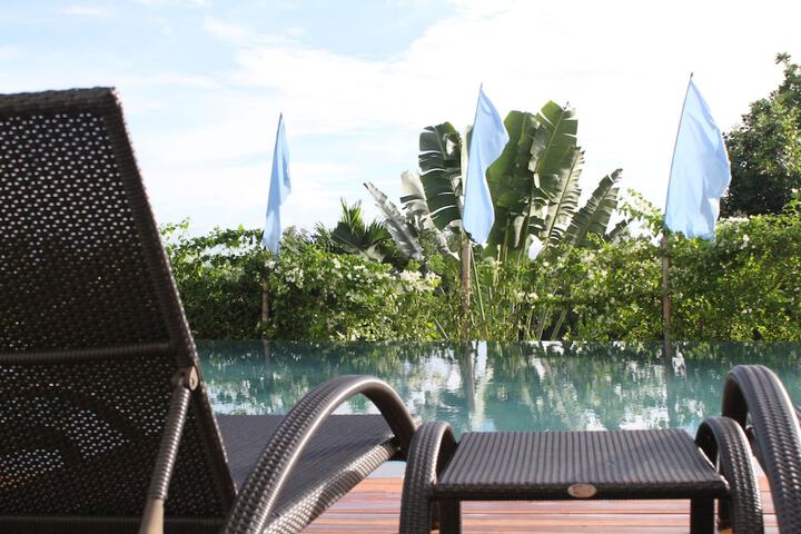 Sundeck 138 of 159