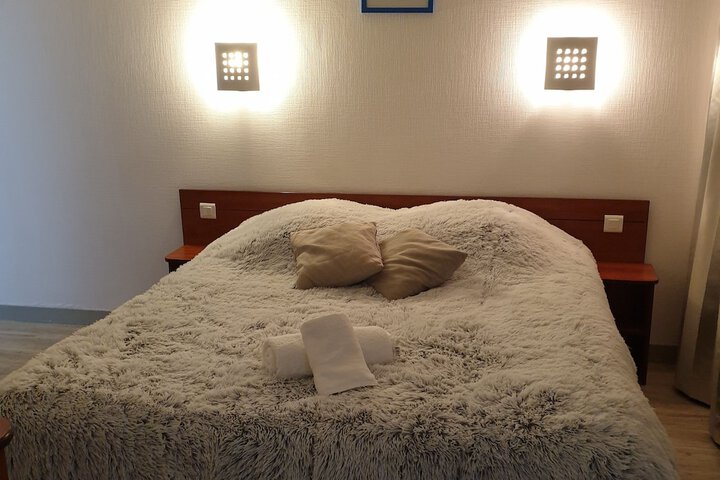 Room 17 of 40