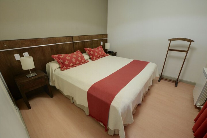 Room 13 of 26