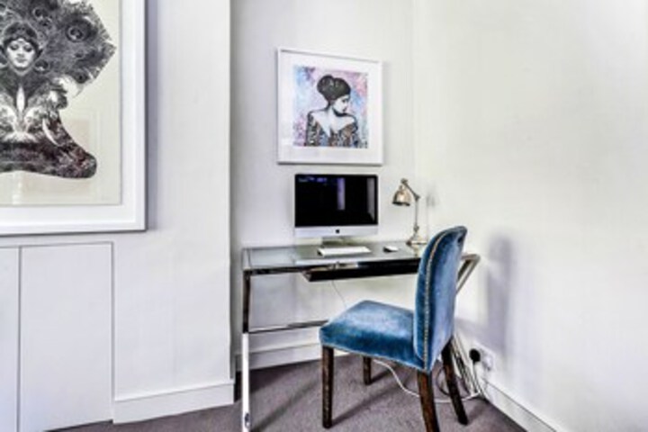 Room 8 of 26