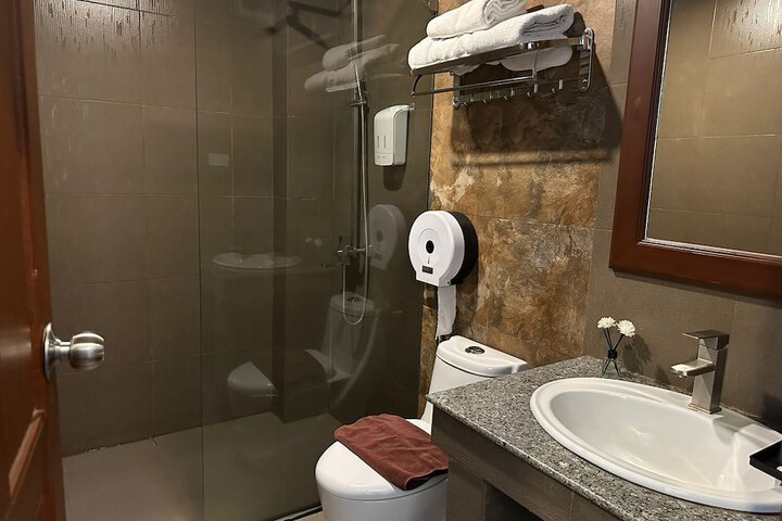 Room 21 of 24
