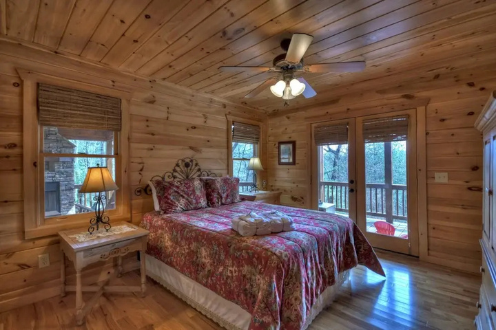 Room 5 of 22