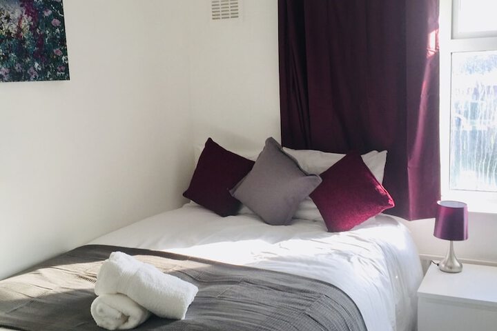 Room 3 of 68