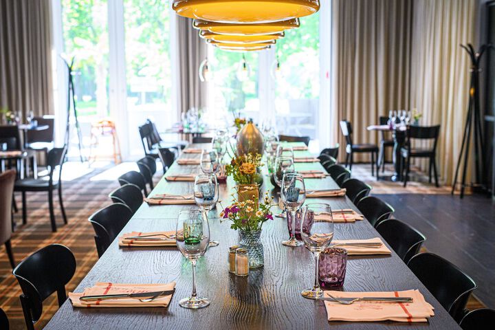 Dining 67 of 128