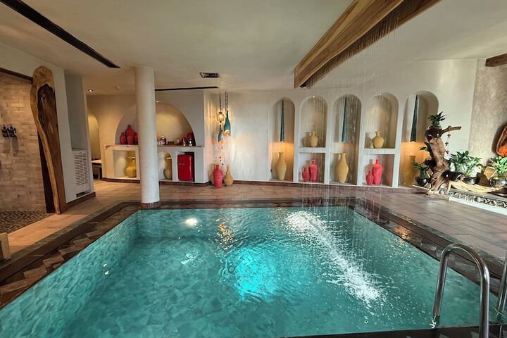 Pool 94 of 202