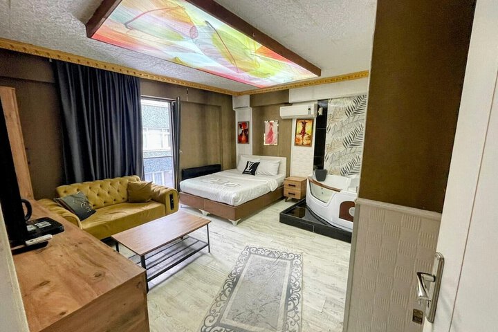 Room 60 of 71