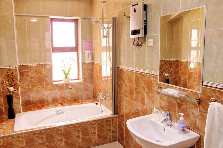 Bath Interior