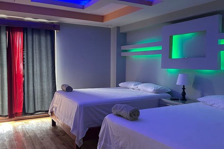 Room 2 of 34