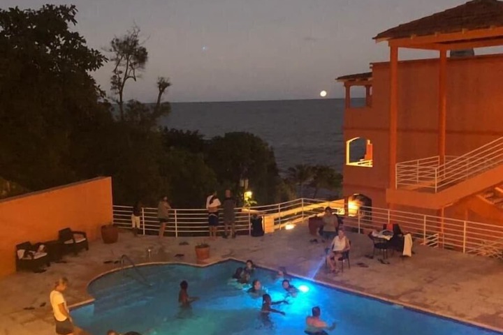Pool 20 of 36