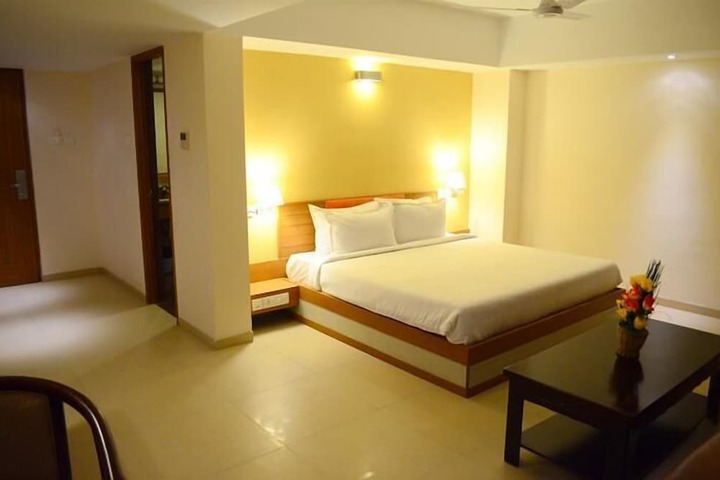 Room 9 of 20