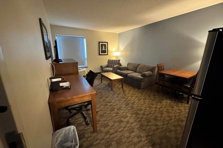 Room 17 of 25