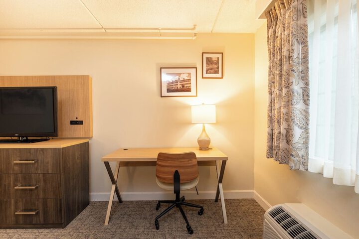 Room 45 of 108