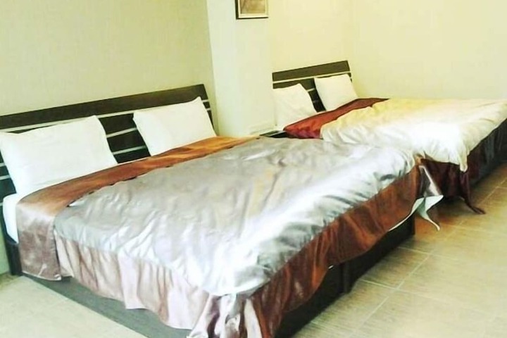 Room 5 of 22
